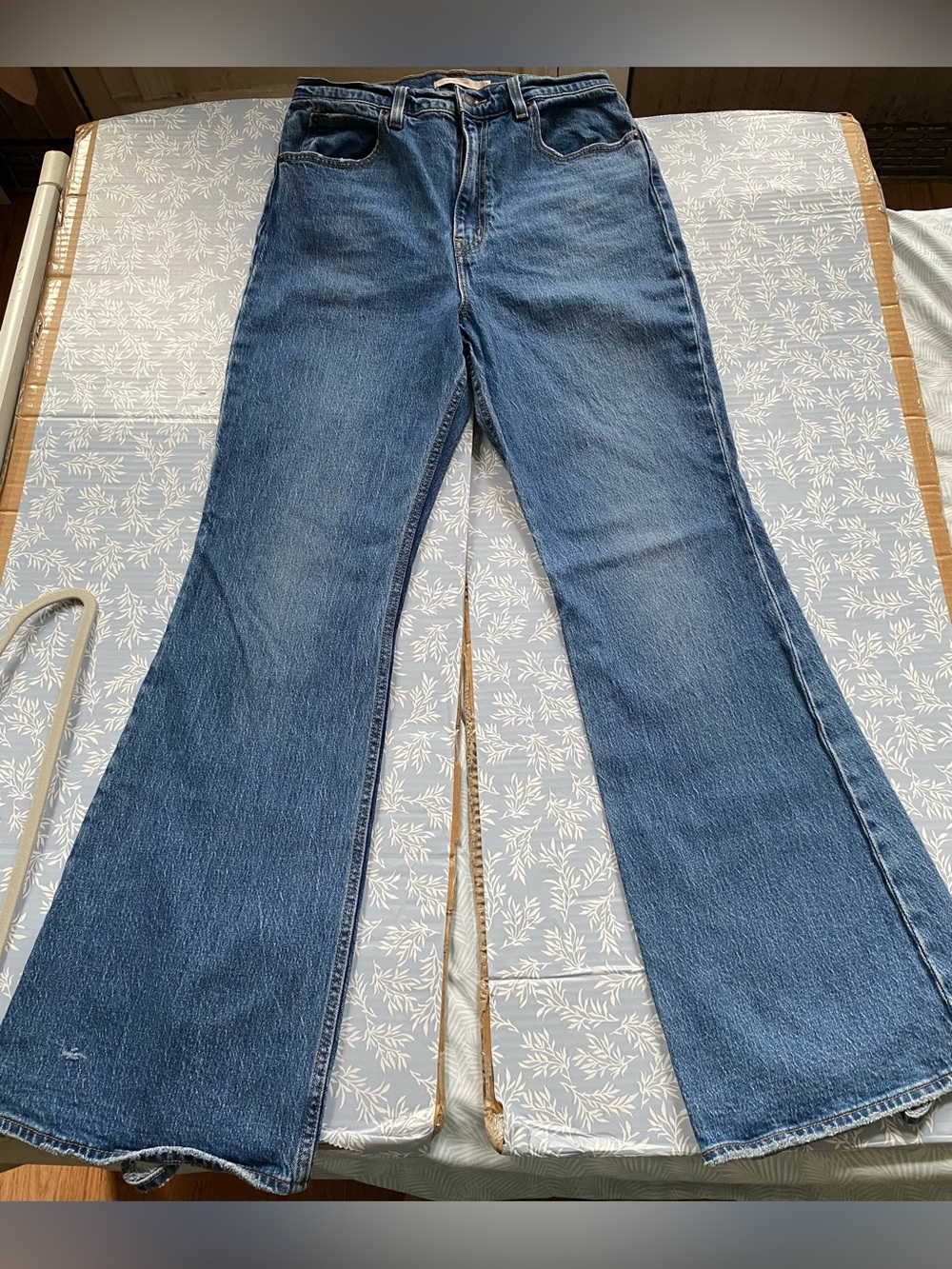 Classic High-Rise Blue Flared Women's Jeans